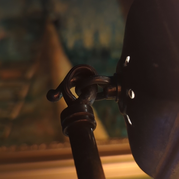 Vintage Tiffany style l desk light (15 inches high) - Picture 3 of 4